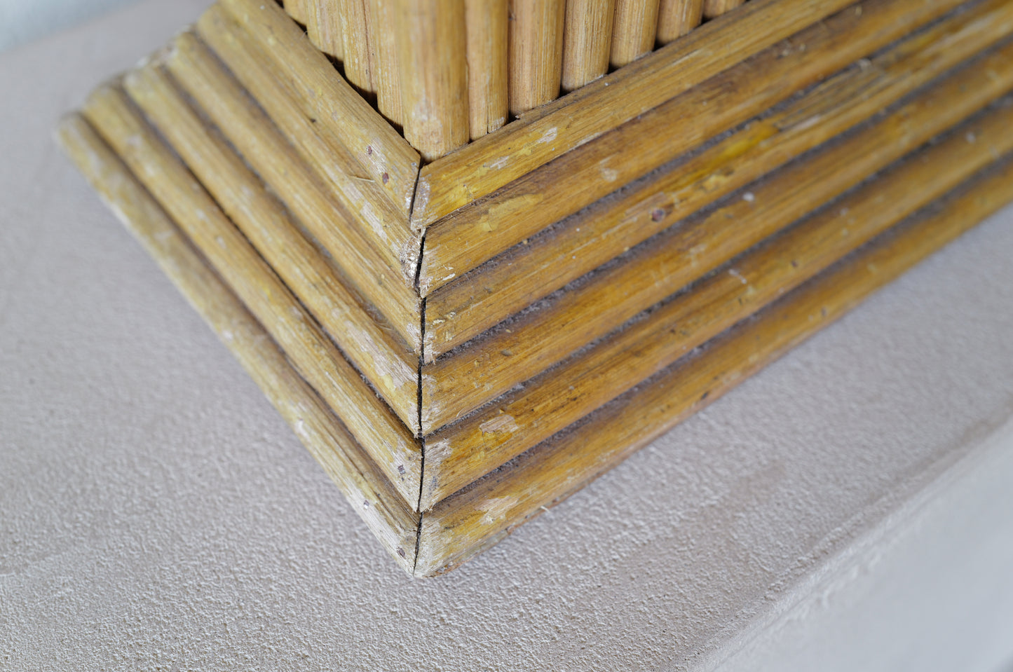 Rattan and bamboo display shelf 1970s ②