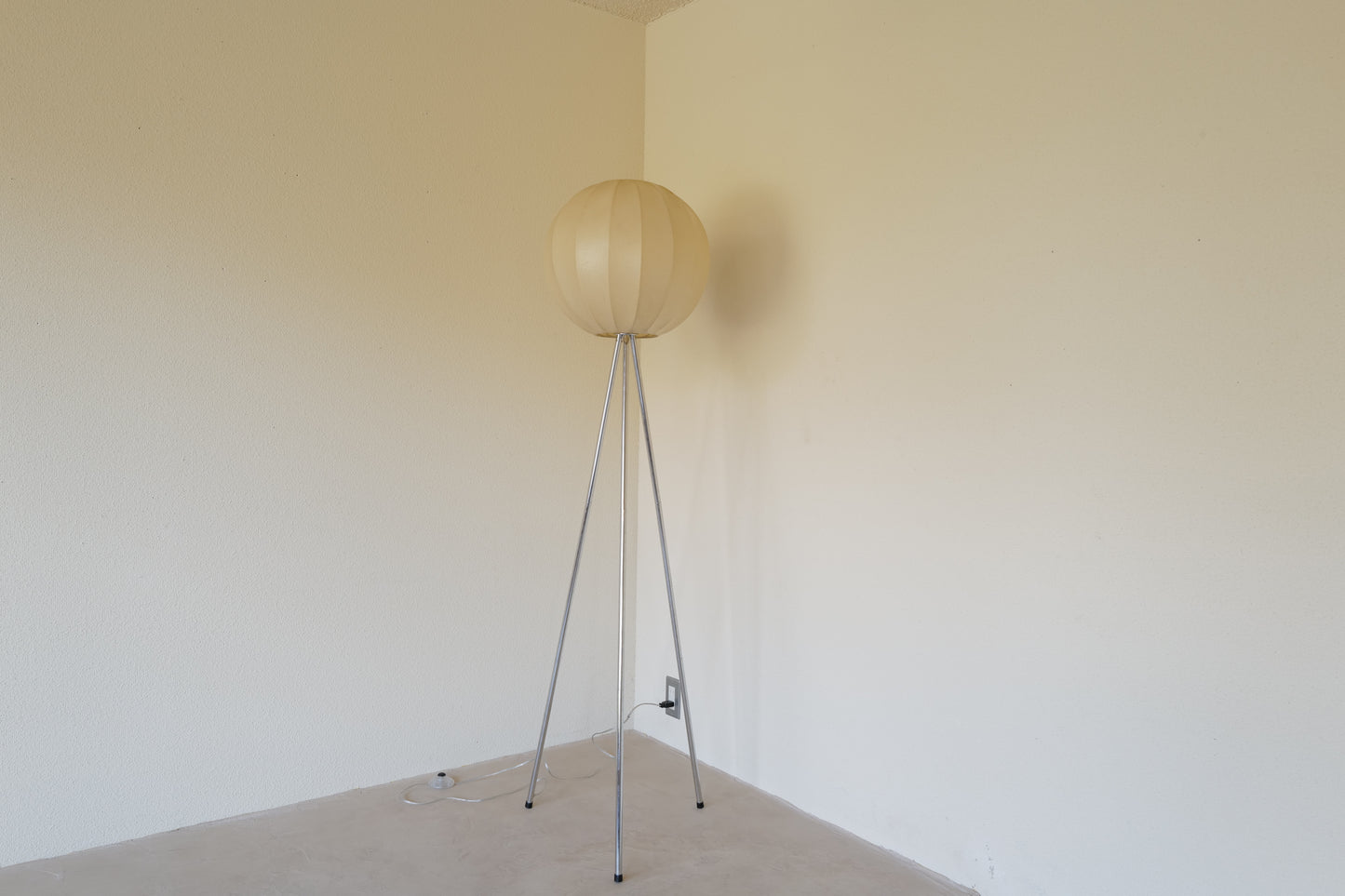 Cocoon floor lamp &  pendant lamp 1960s