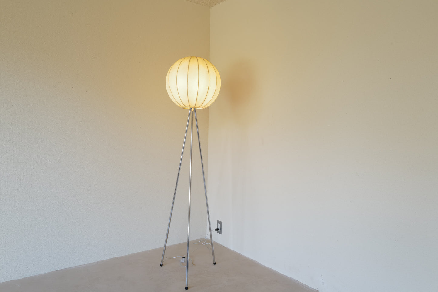 Cocoon floor lamp &  pendant lamp 1960s