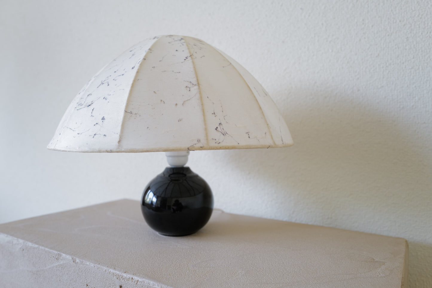 1960s mushroom table lamp. with cocoon shade.