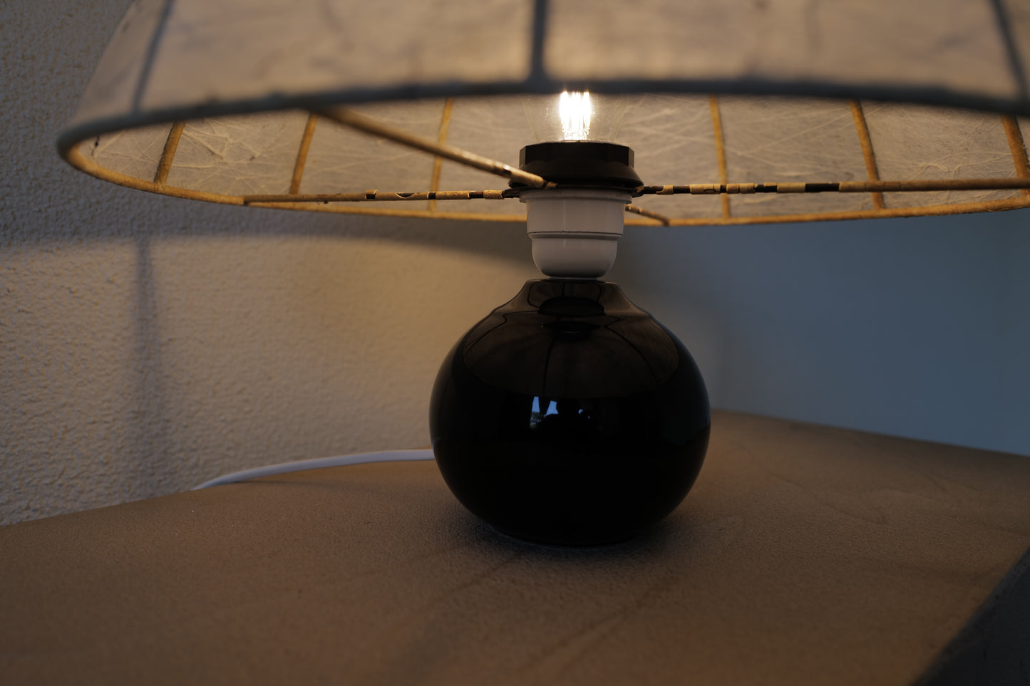 1960s mushroom table lamp. with cocoon shade.