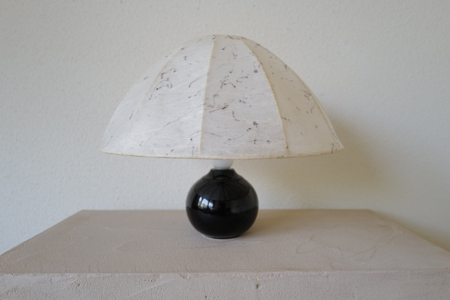 1960s mushroom table lamp. with cocoon shade.