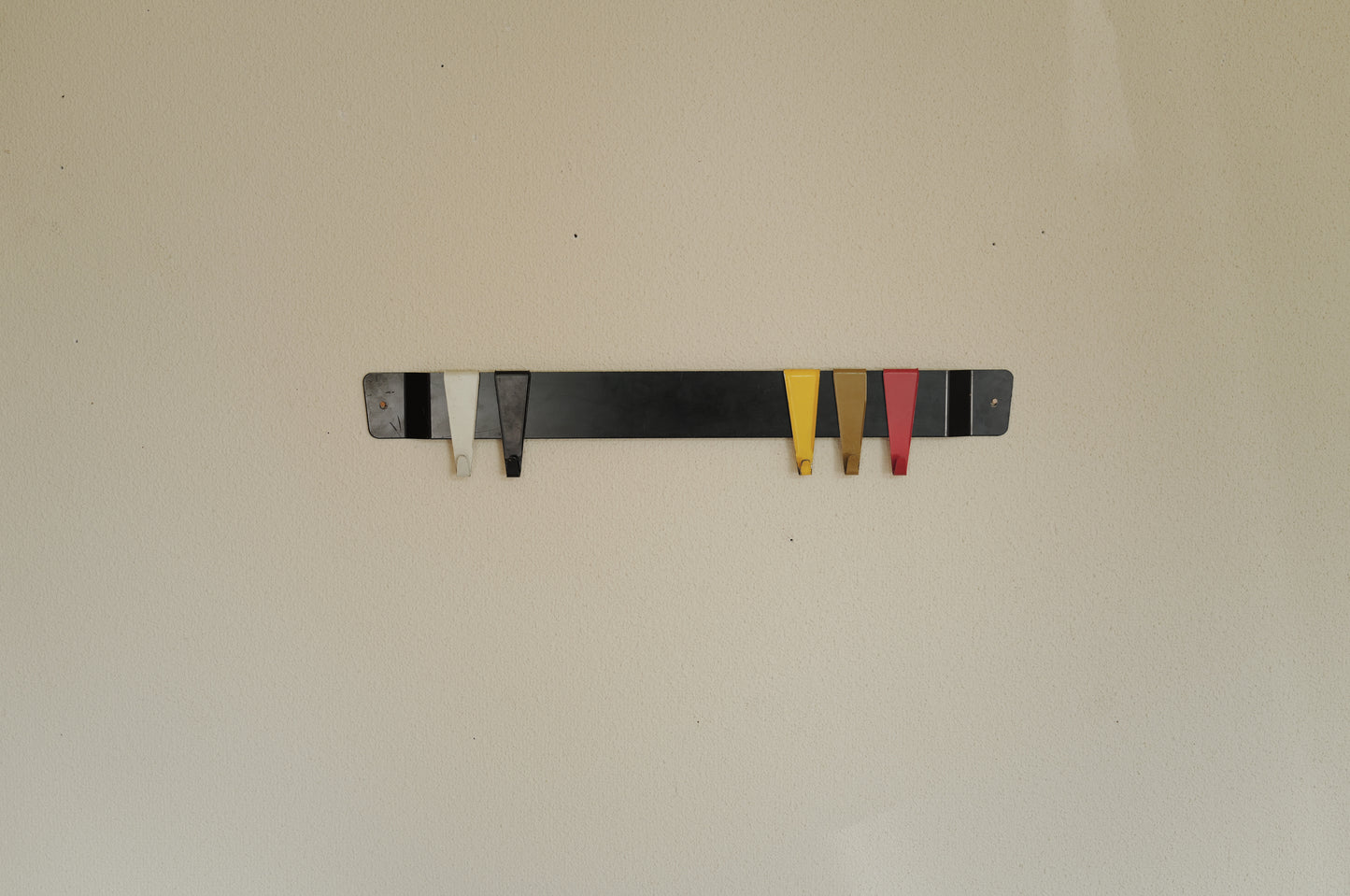 Coen de Vries small coat rack Pilastro The Netherlands 1950s