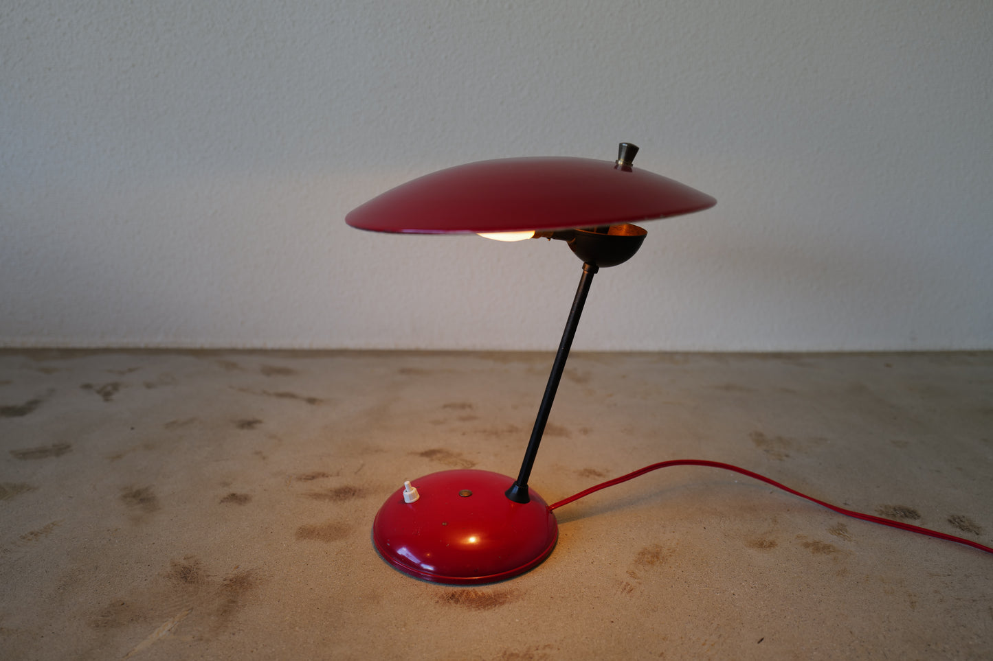 Stilnovo Enamel Metal and Brass Table Lamp 1950s Itary