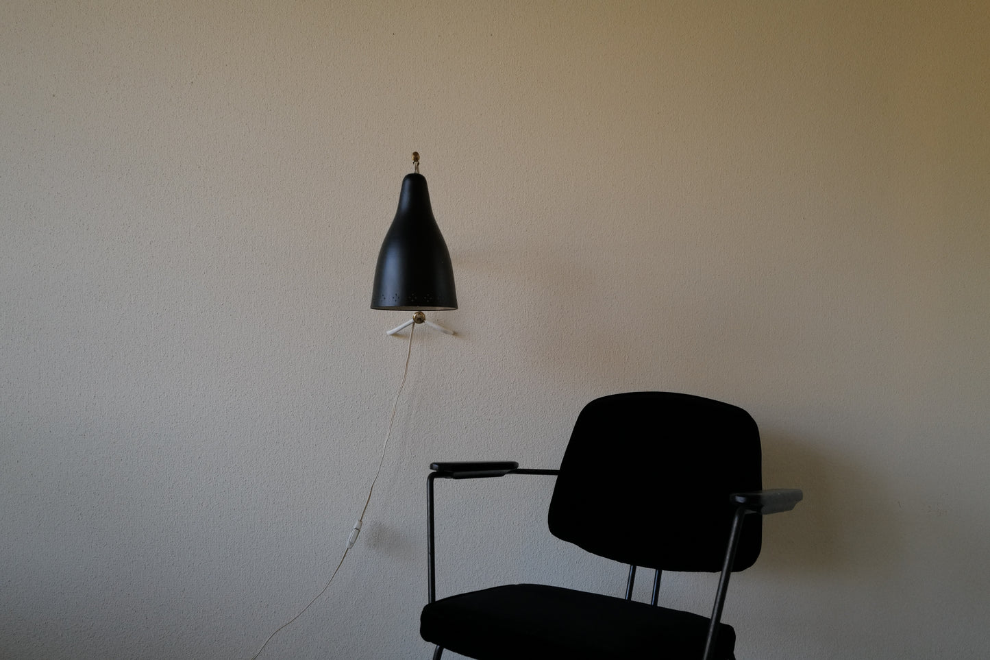 Scandinavian Wall Lamp 1960s.  Willem Hagoort style.