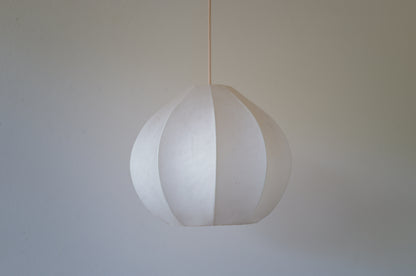 1970s cocoon pendant lamp　Italy