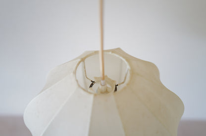 1970s cocoon pendant lamp　Italy