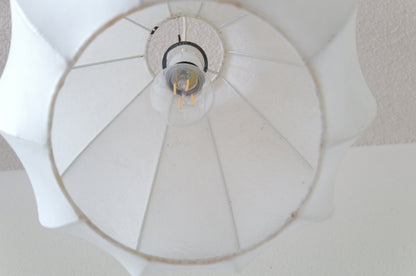 1970s cocoon pendant lamp　Italy