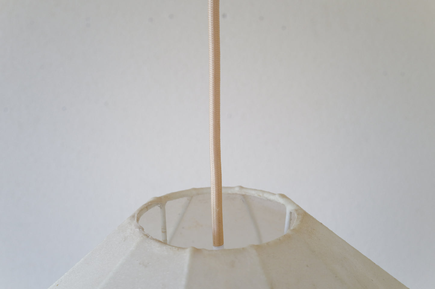1970s cocoon pendant lamp　Italy