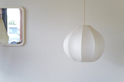 1970s cocoon pendant lamp　Italy