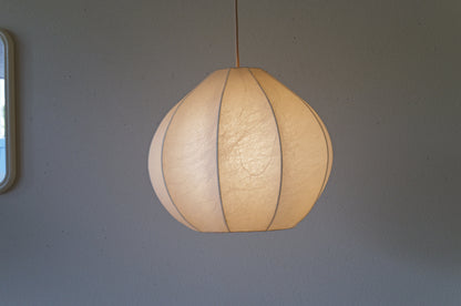 1970s cocoon pendant lamp　Italy