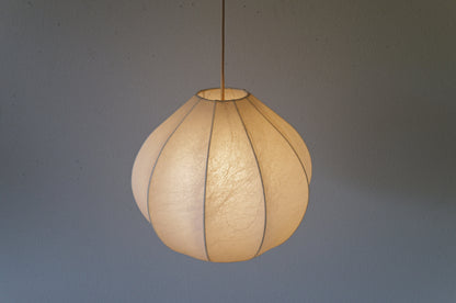 1970s cocoon pendant lamp　Italy