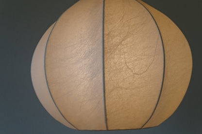 1970s cocoon pendant lamp　Italy