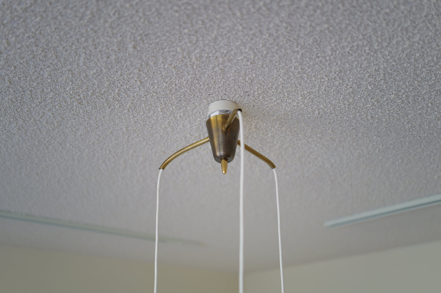 1960s  Cocoon cascade ceiling lamp with 3 shades