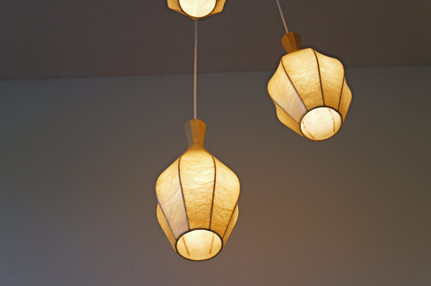 1960s  Cocoon cascade ceiling lamp with 3 shades