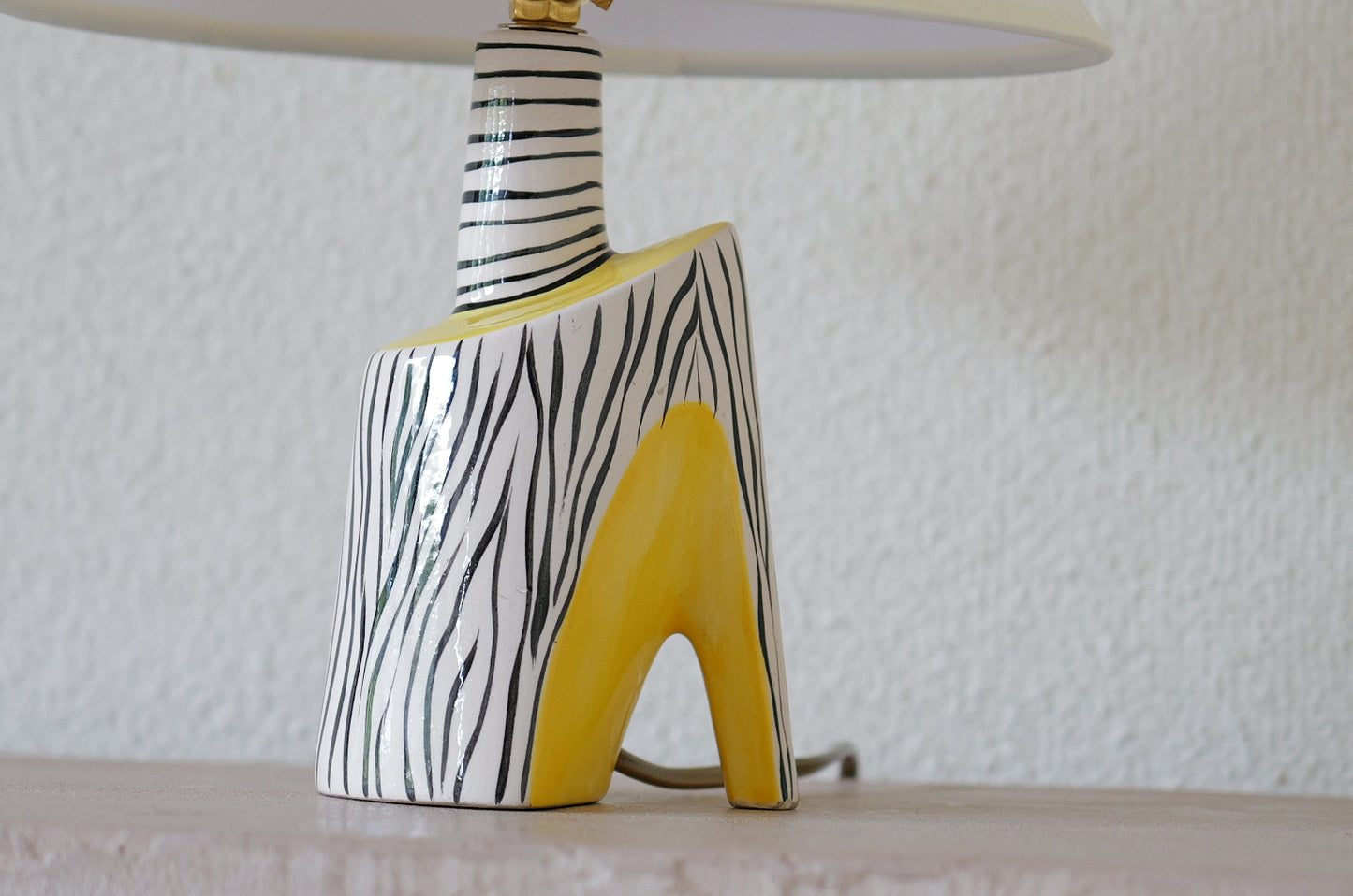 1950s. French ceramic table lamp <pin hell on zebra>
