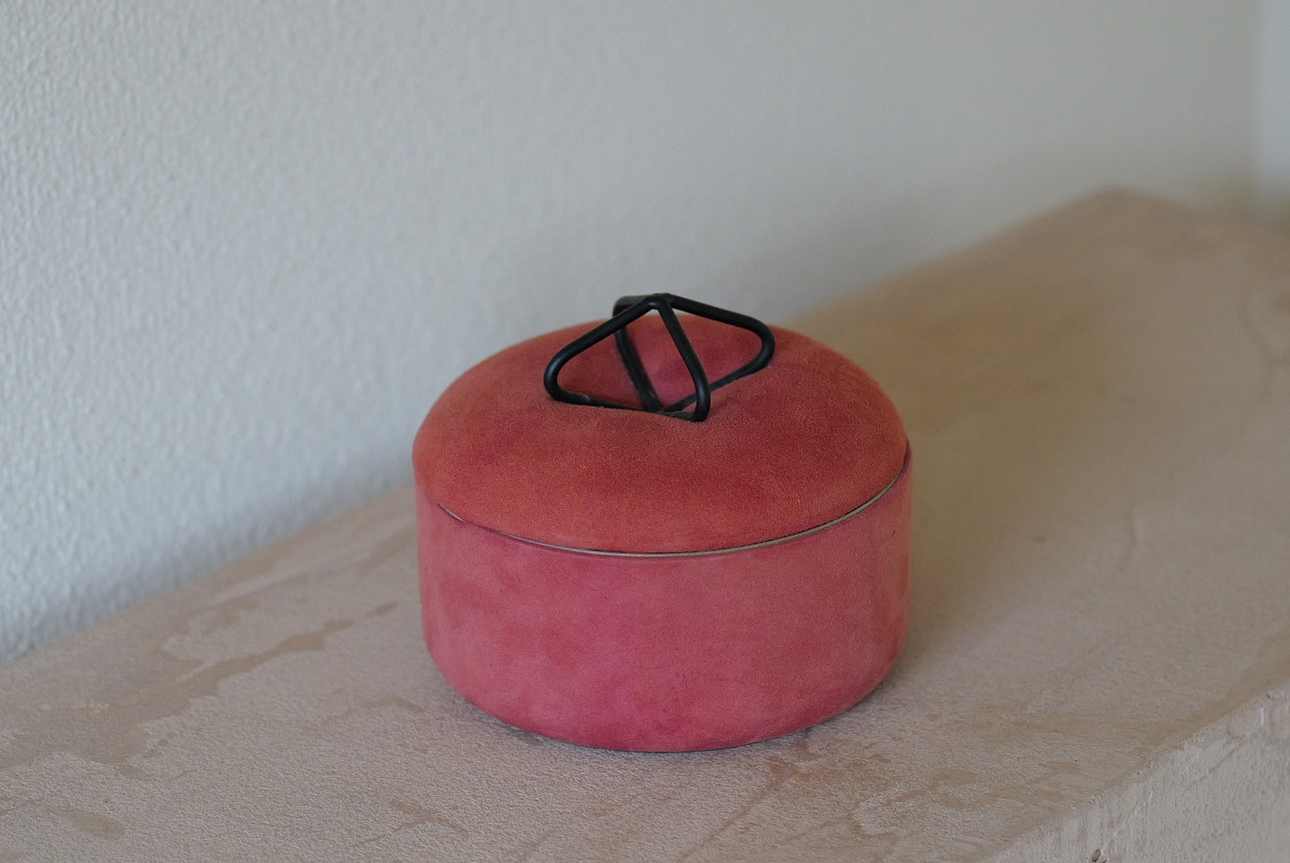 1960s Pink suede and iron accessory case