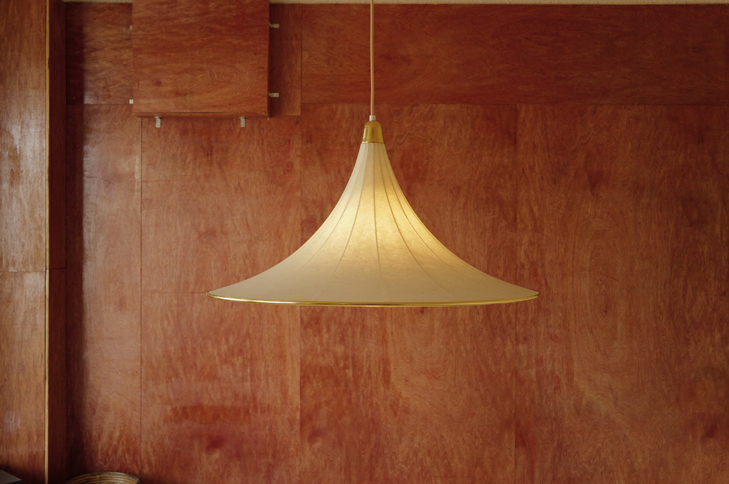 1960s cocoon pendant lamp.Trumpet design Italian XXL