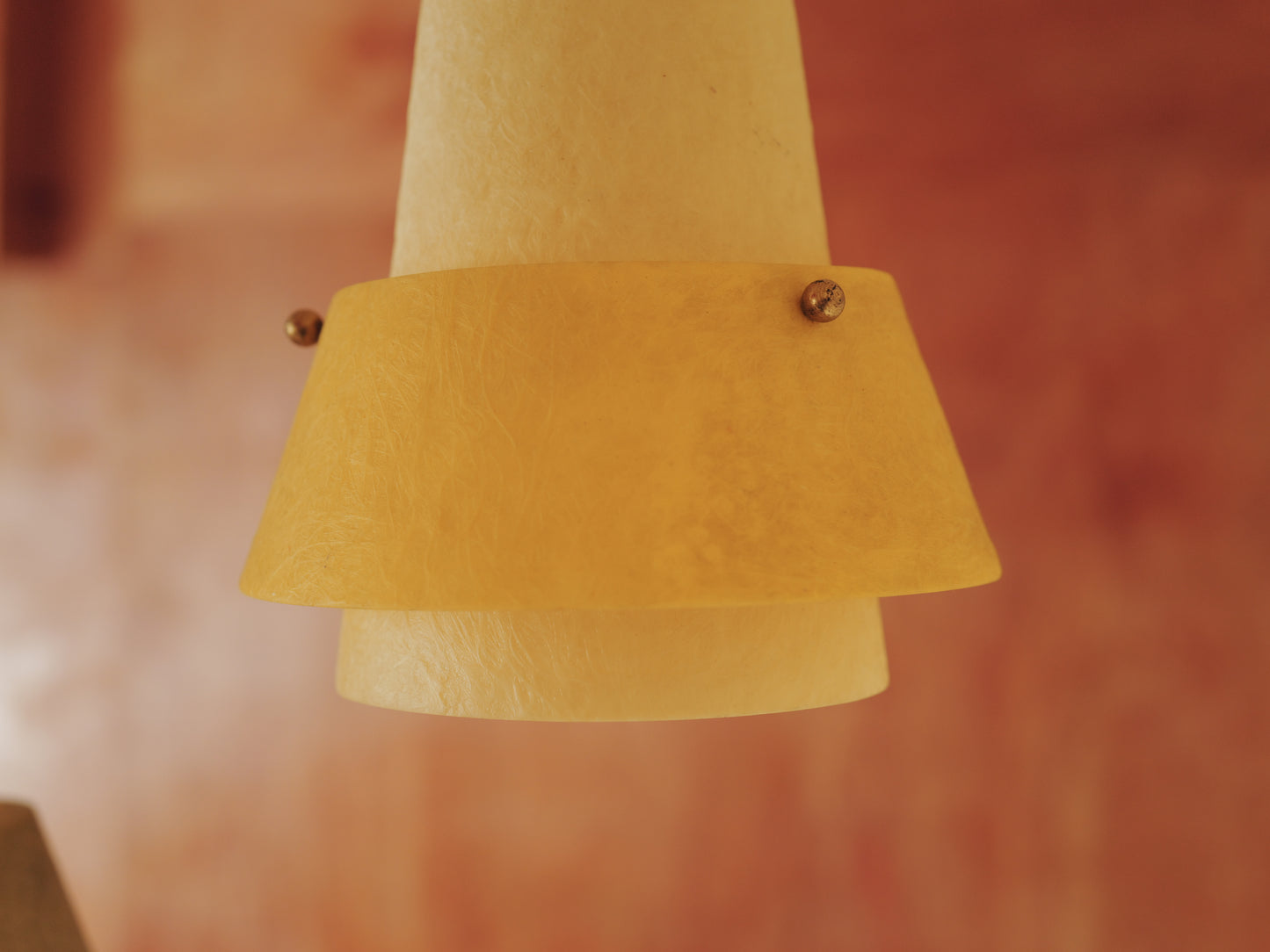 1950s fiberglass cascade ceiling lamp. 3 shades