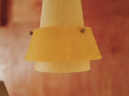 1950s fiberglass cascade ceiling lamp. 3 shades