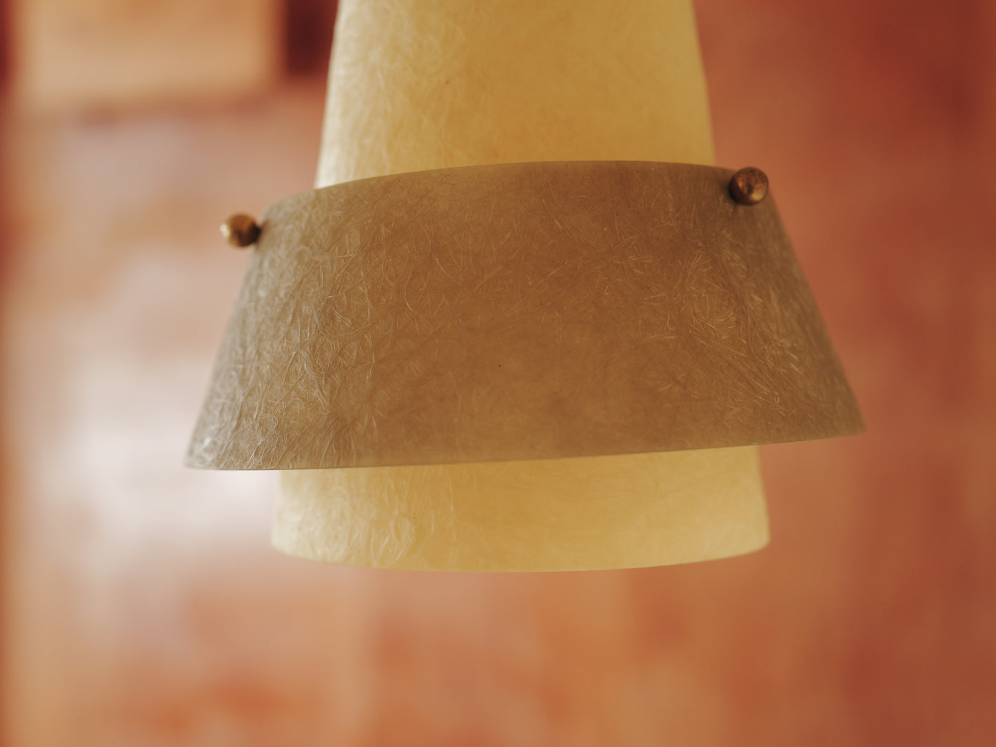 1950s fiberglass cascade ceiling lamp. 3 shades