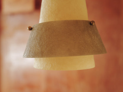 1950s fiberglass cascade ceiling lamp. 3 shades