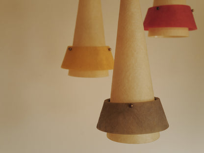 1950s fiberglass cascade ceiling lamp. 3 shades