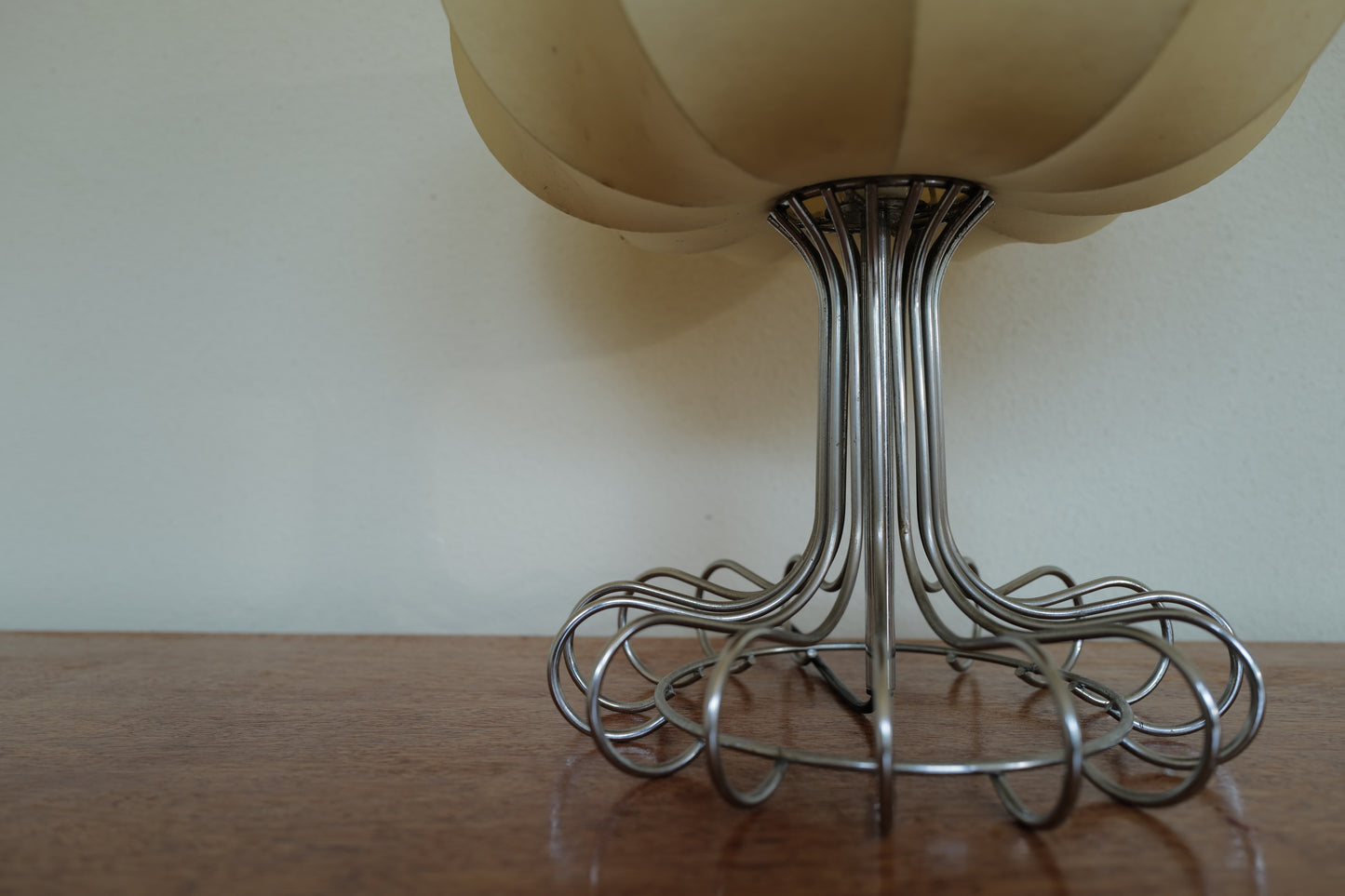 1960s Cocoon table lamp