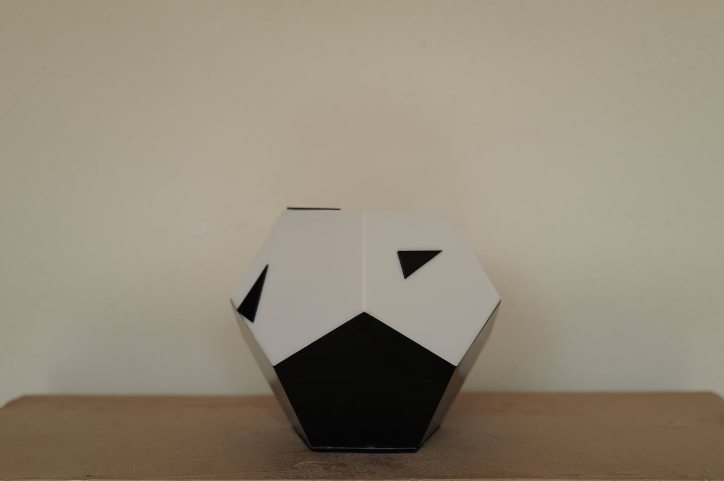 1980s black white plastic table lamp
