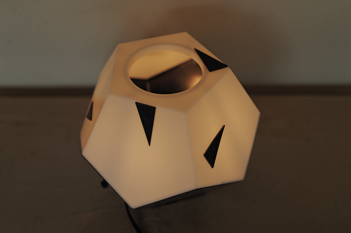 1980s black white plastic table lamp