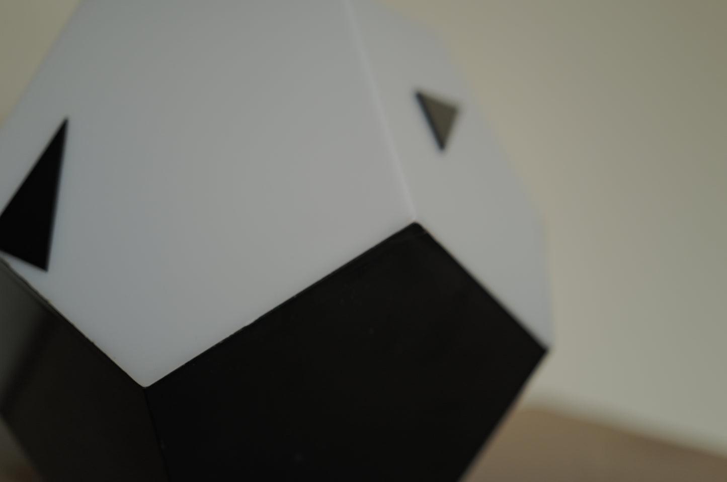 1980s black white plastic table lamp