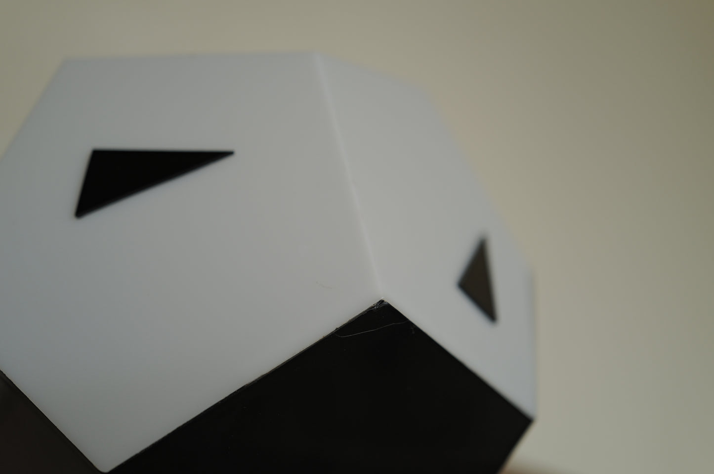 1980s black white plastic table lamp
