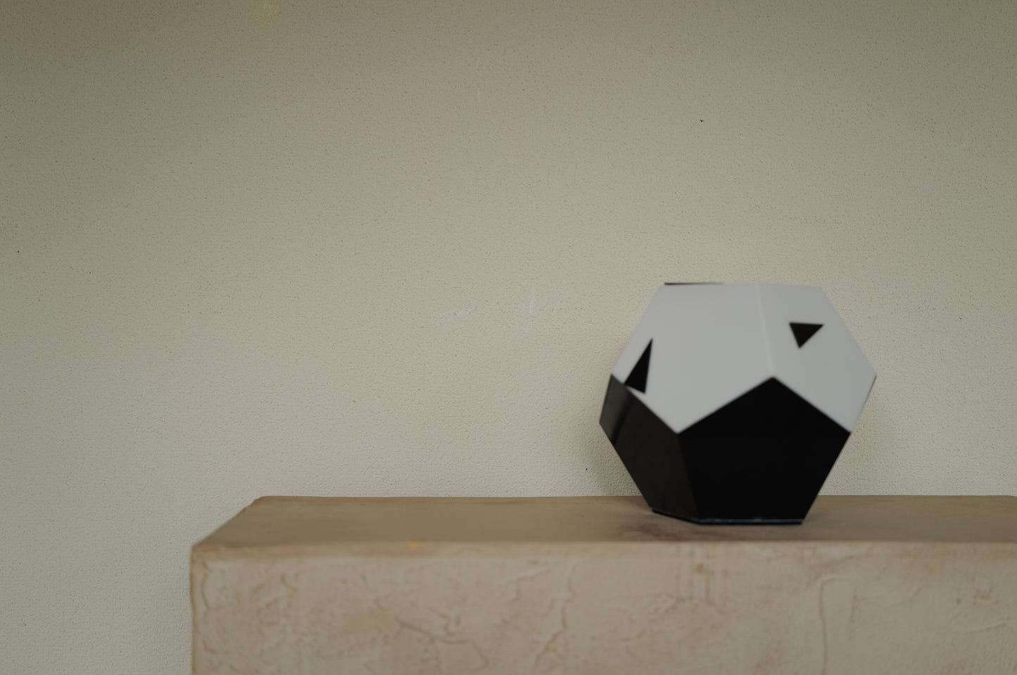 1980s black white plastic table lamp