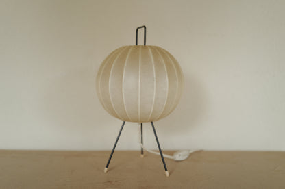 1960s Cocoon tripod table lamp　②