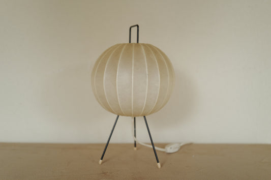 1960s Cocoon tripod table lamp　②