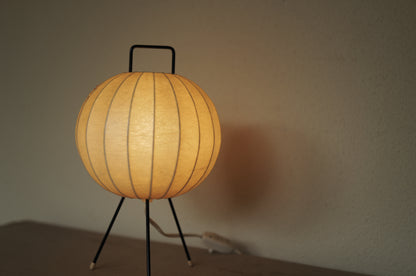 1960s Cocoon tripod table lamp ①