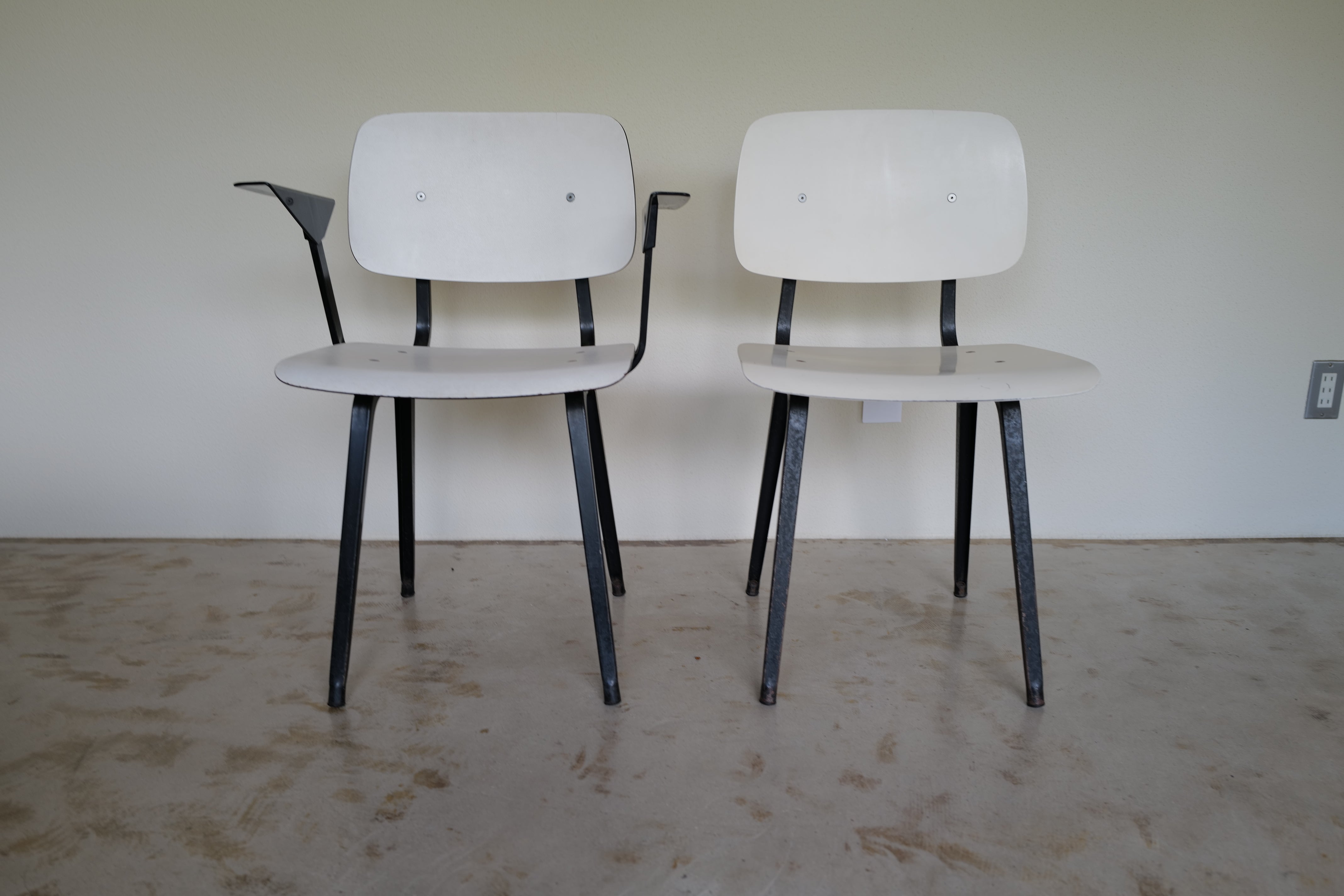 Friso Kramer revolt arm chair 1960s – YURA VINTAGE