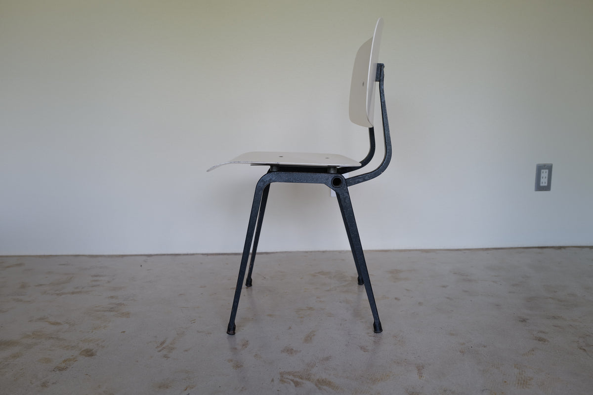 Friso Kramer revolt chair 1960s – YURA VINTAGE