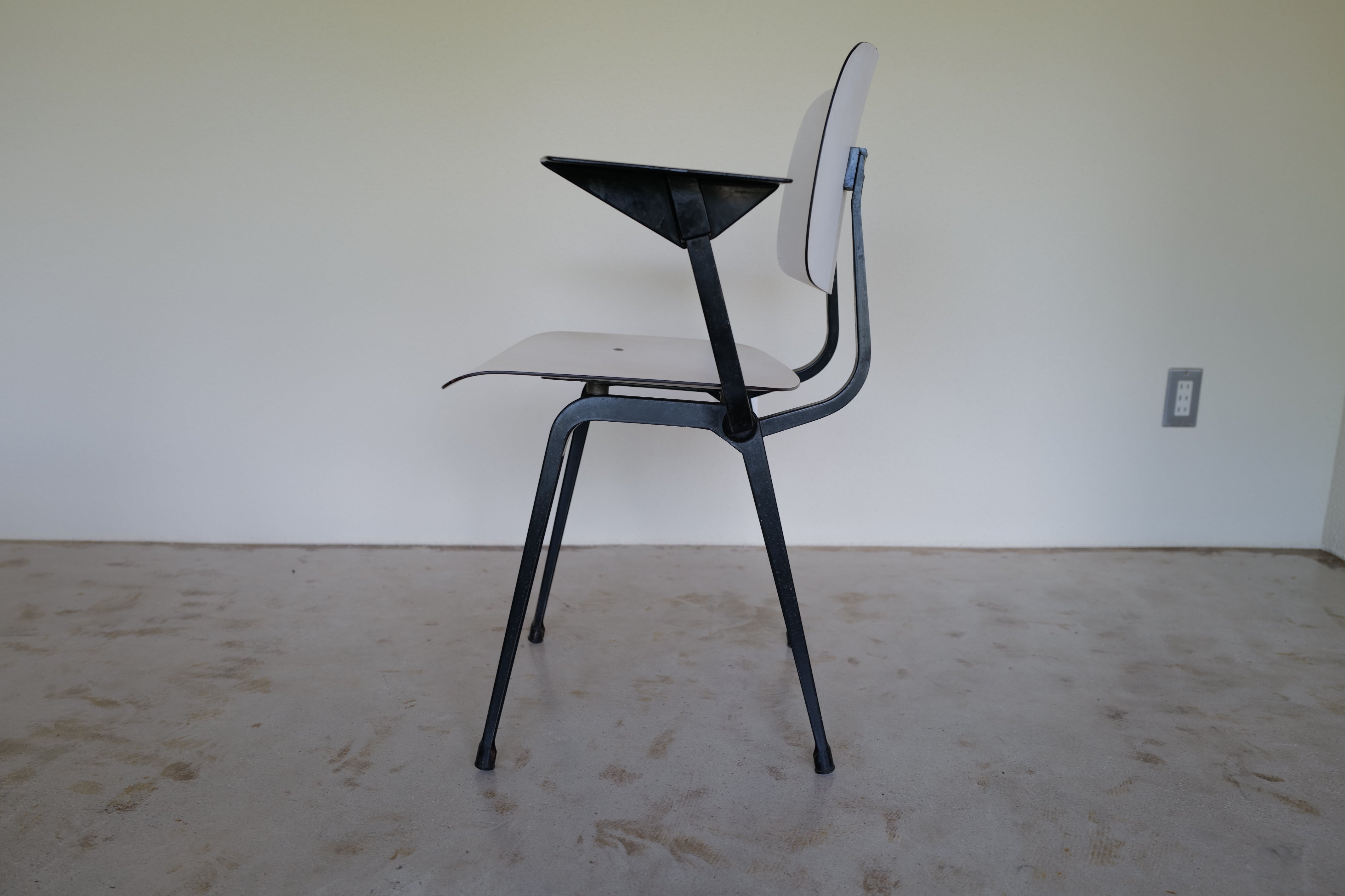 Friso Kramer revolt arm chair 1960s – YURA VINTAGE