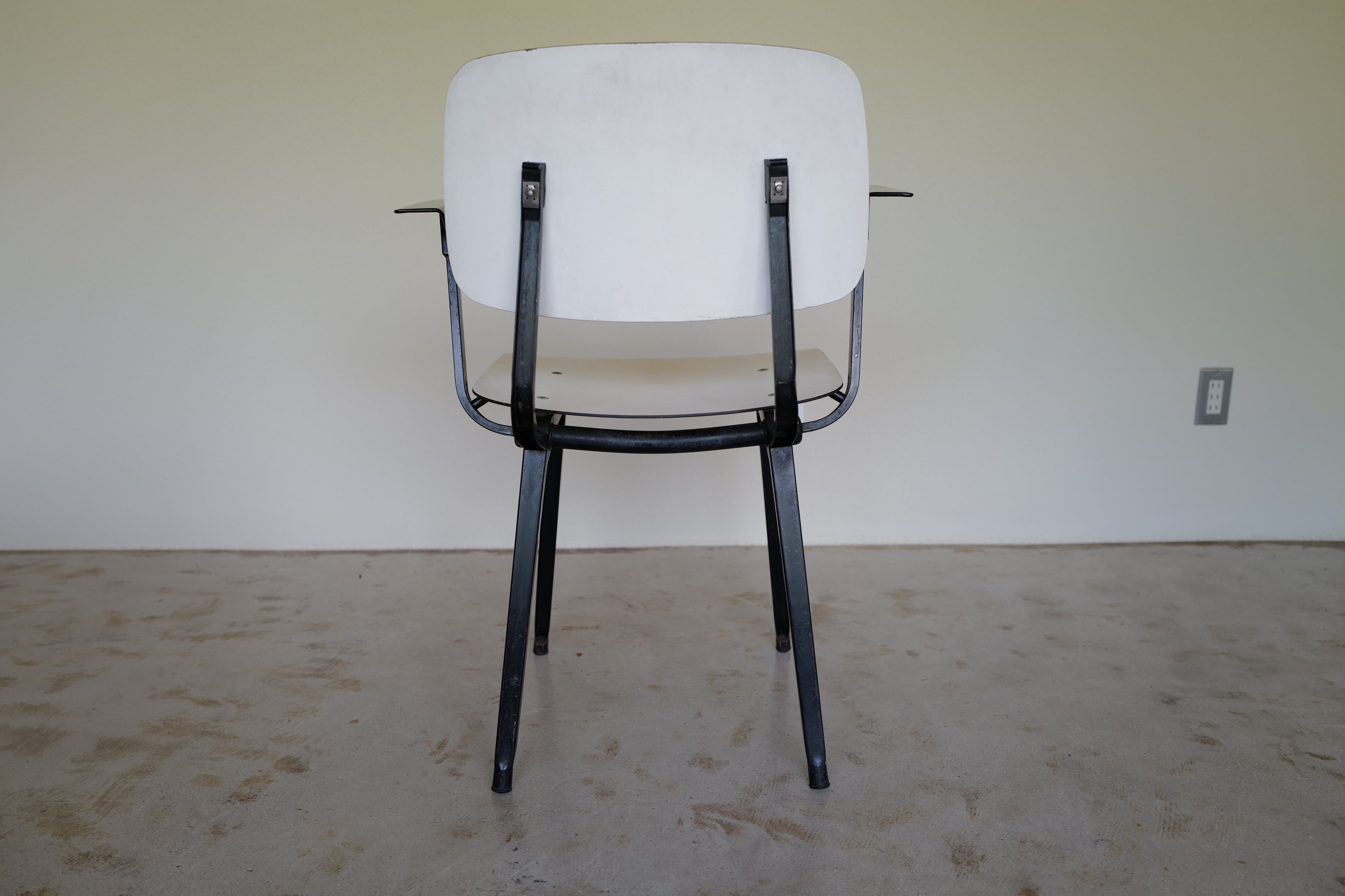 Friso Kramer revolt arm chair 1960s – YURA VINTAGE