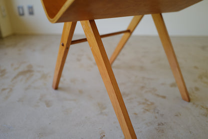 Plywood magazine sidetable by Hein Stolle for Groep& 1940s~1949s