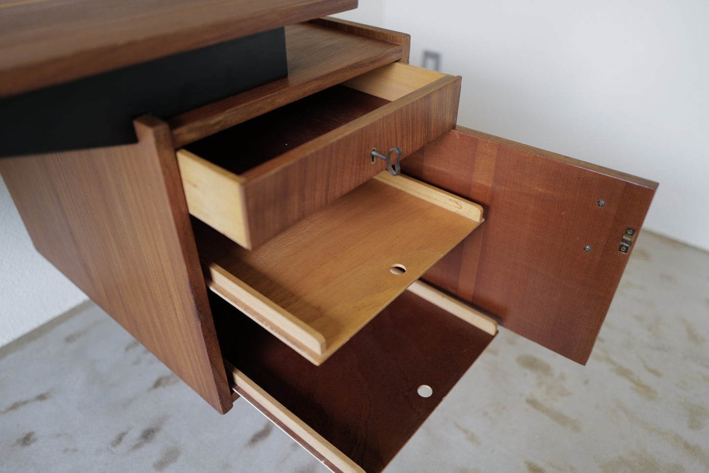 Pastoe Teak Desk by Cees Braakman 1950s~1959s